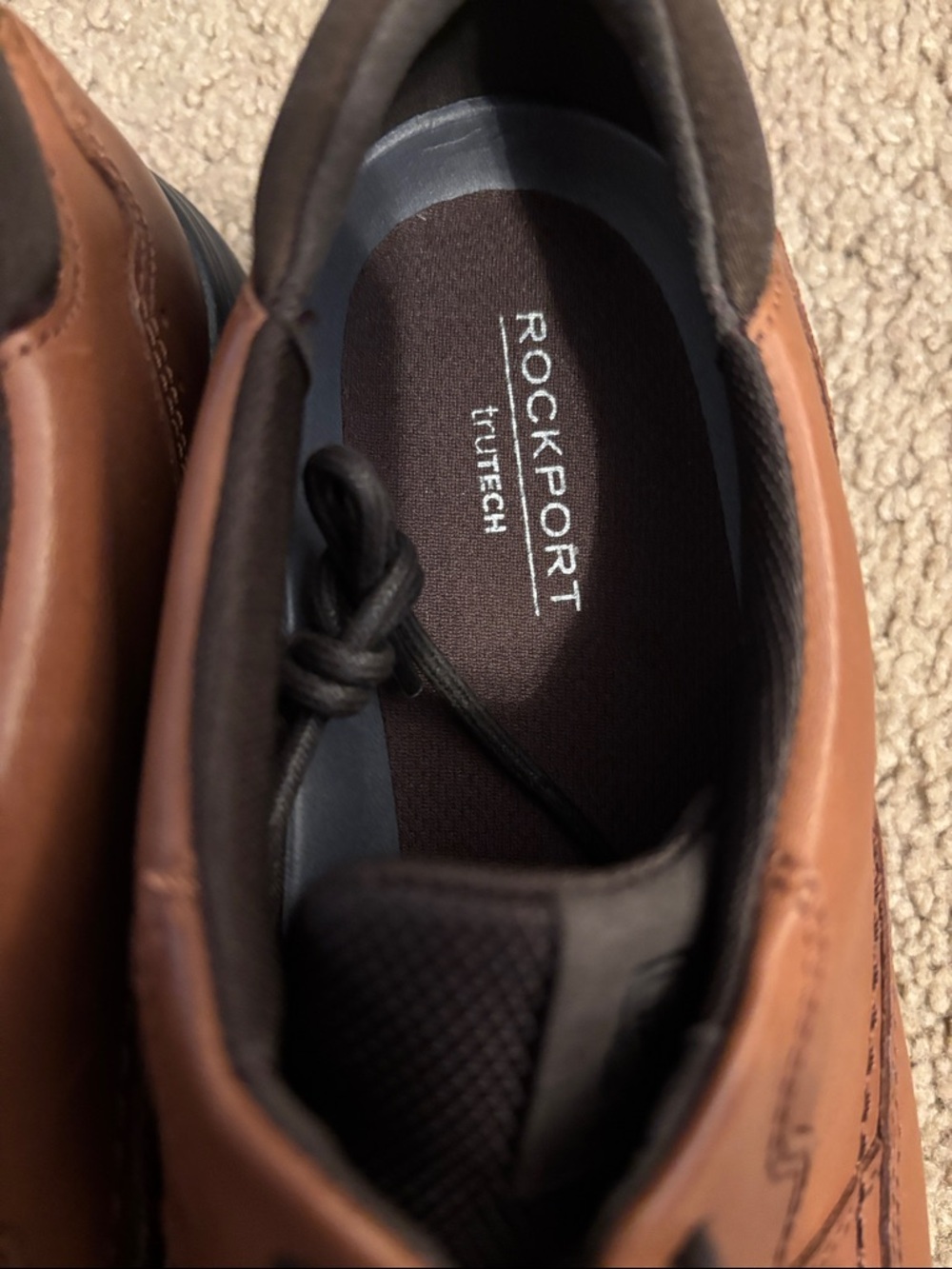 Rockport Men's Cognac Leather Derby Oxfords NWOT - Picture 3 of 7